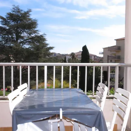 아파트 2 Pieces Climatise Avec Garage A - Fr-1-780-21 *